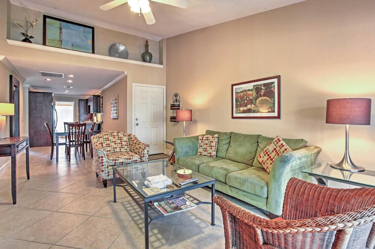Colorful Galveston Retreat Steps From Beach And Pool Екстериор снимка
