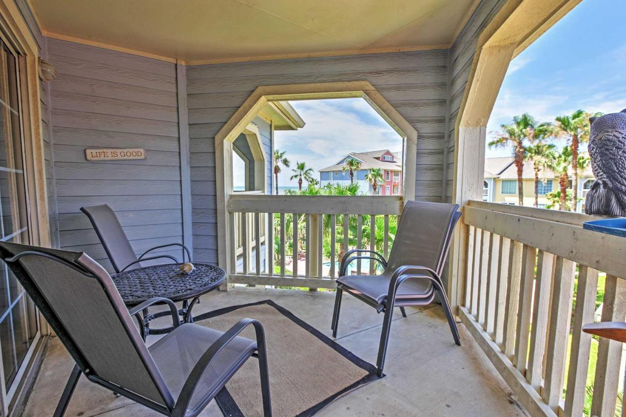 Colorful Galveston Retreat Steps From Beach And Pool Екстериор снимка