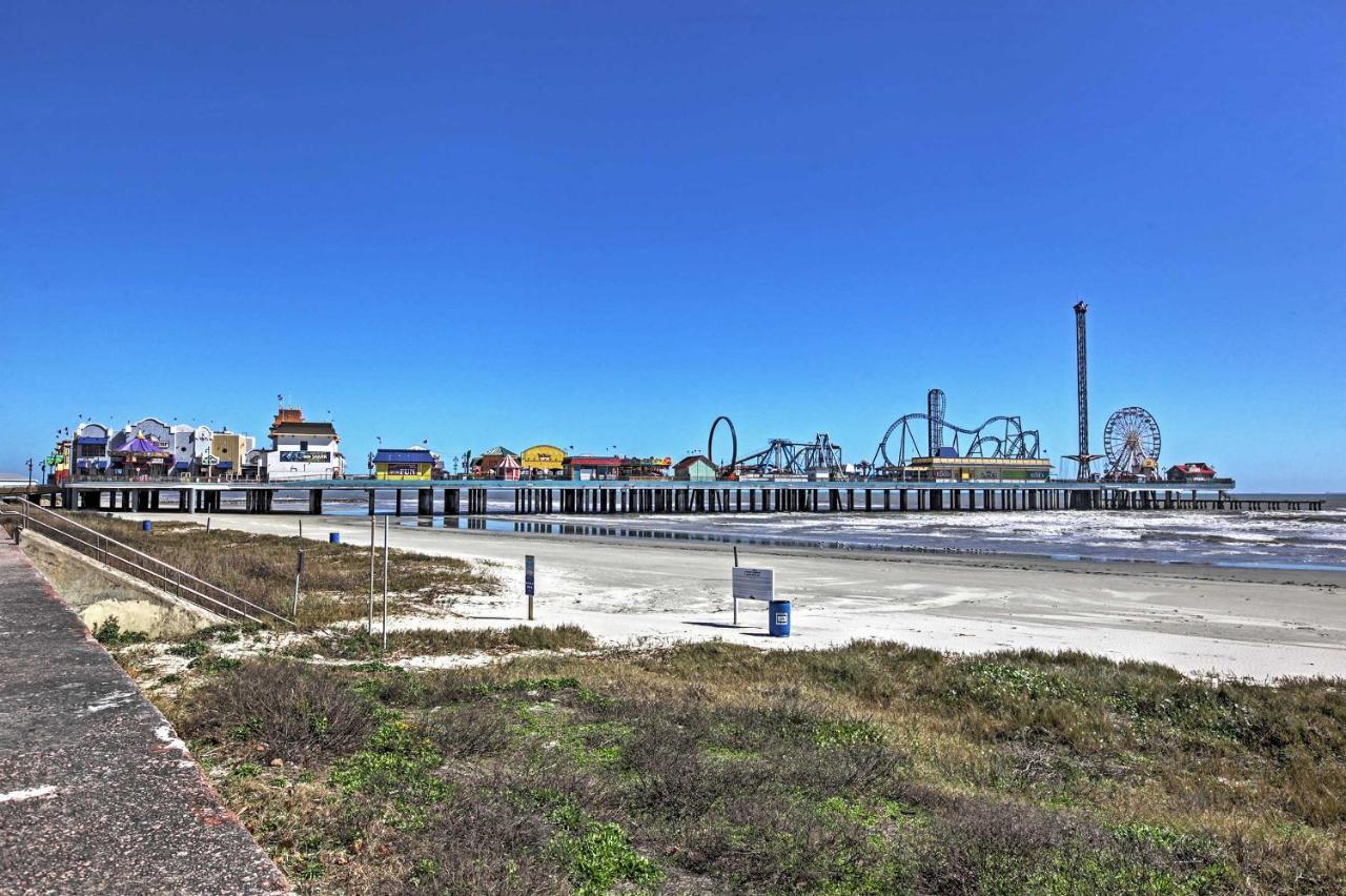 Colorful Galveston Retreat Steps From Beach And Pool Екстериор снимка